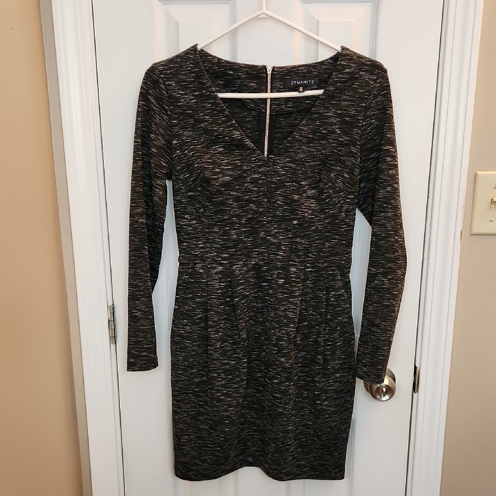 Dynamite Long Sleeve Dress With Pockets